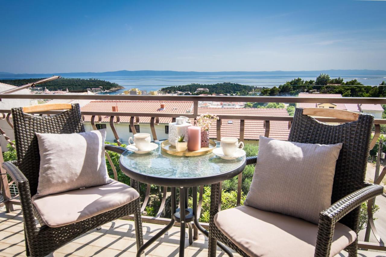 Apartment Iva With Sea View Макарська Екстер'єр фото