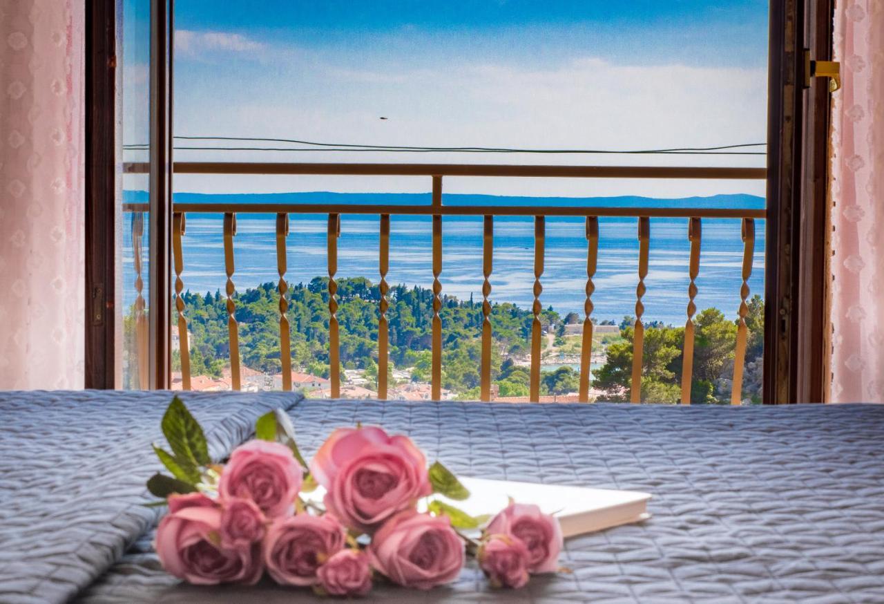 Apartment Iva With Sea View Макарська Екстер'єр фото